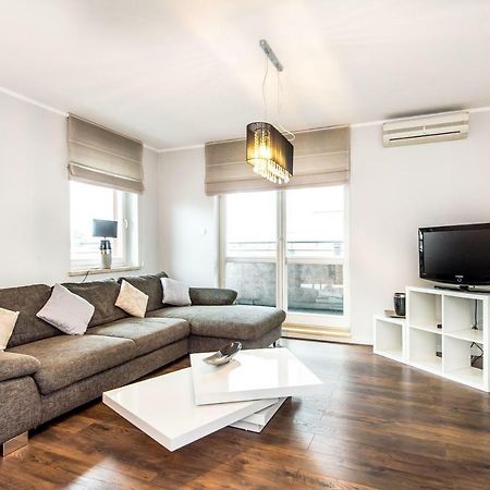 Super-Apartamenty Targi Poznanskie Dış mekan fotoğraf