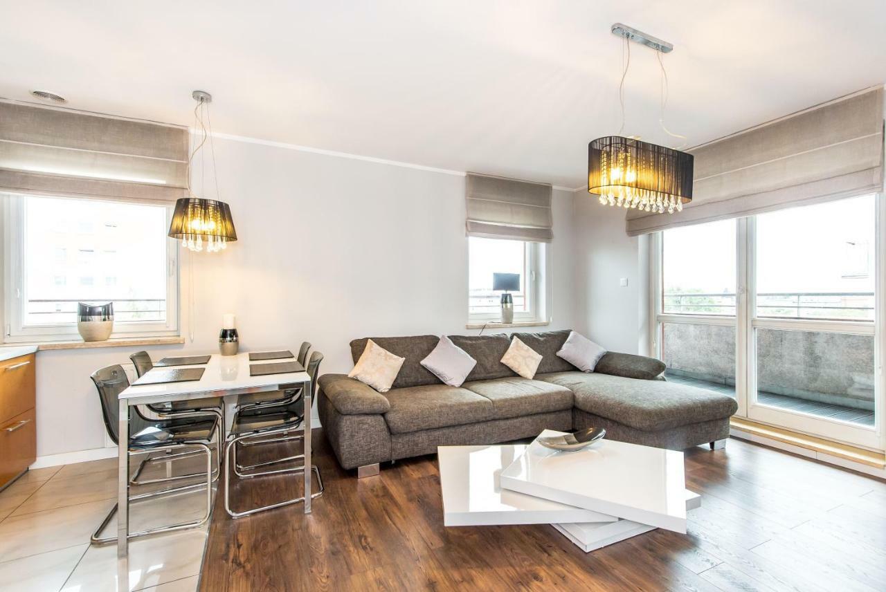 Super-Apartamenty Targi Poznanskie Dış mekan fotoğraf